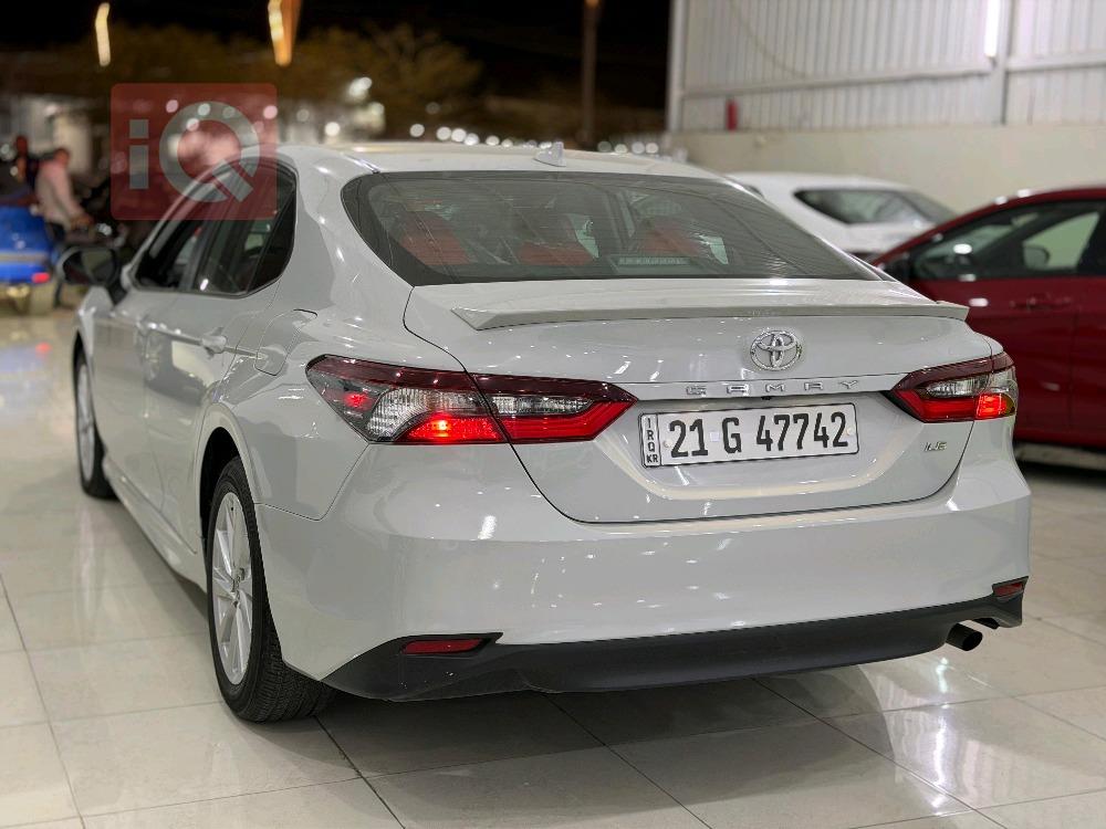 تۆیۆتا کامری